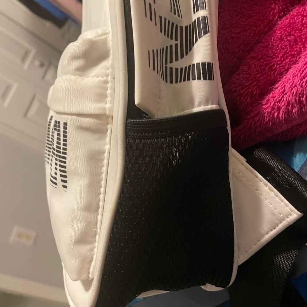 Steve Madden White Backpack - Picture 3 of 15